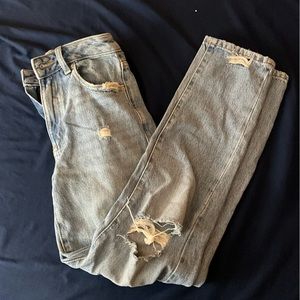 Garage Ripped Mom Jeans